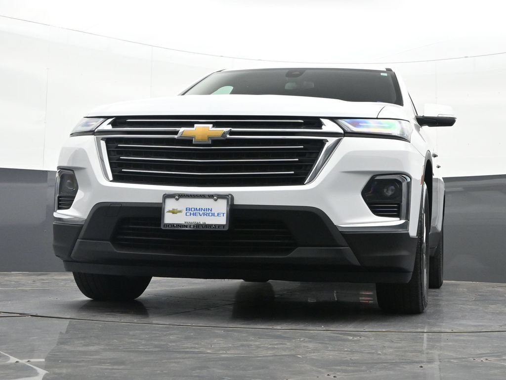 Used 2023 Chevrolet Traverse LT AWD/4WD image 38