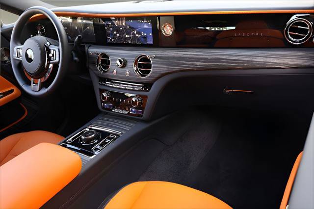 Certified 2024 Rolls-Royce Spectre w/ Leather Finishing Pack AWD/4WD image 26