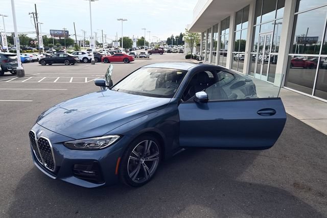 Used 2022 BMW 430i Coupe w/ M Sport Package RWD image 43