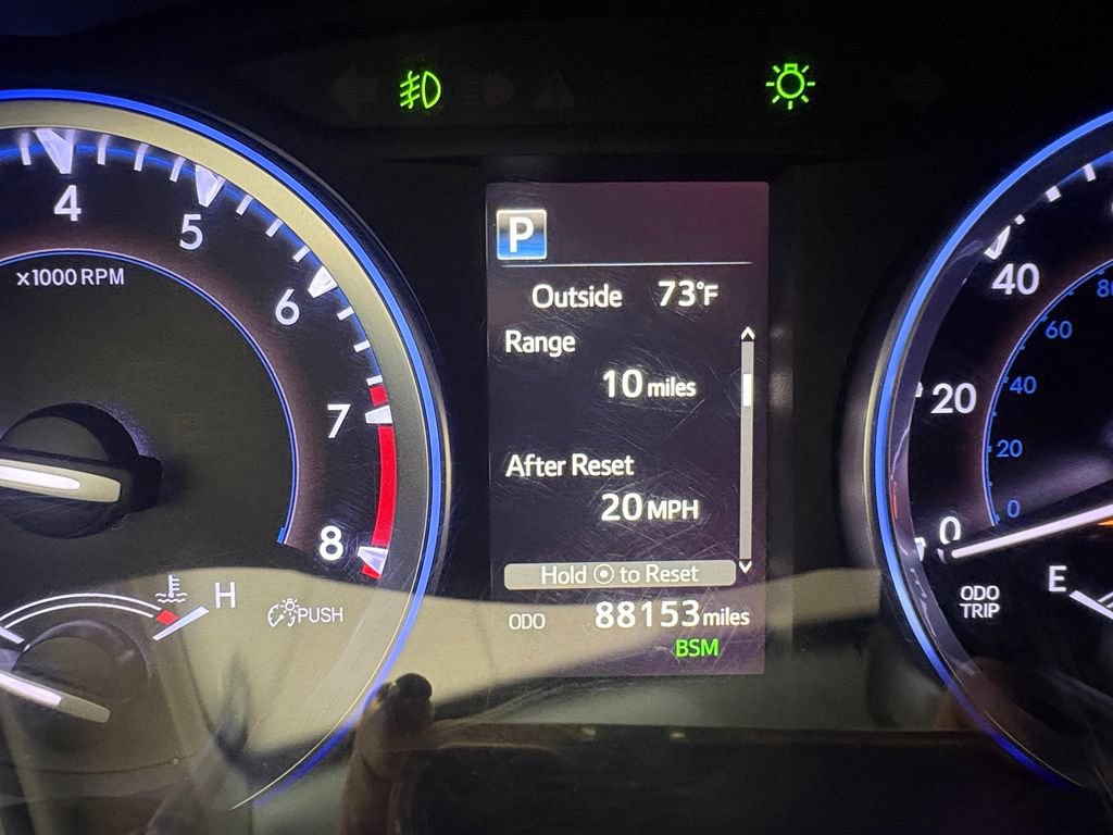 Used 2018 Toyota Highlander XLE AWD/4WD image 27