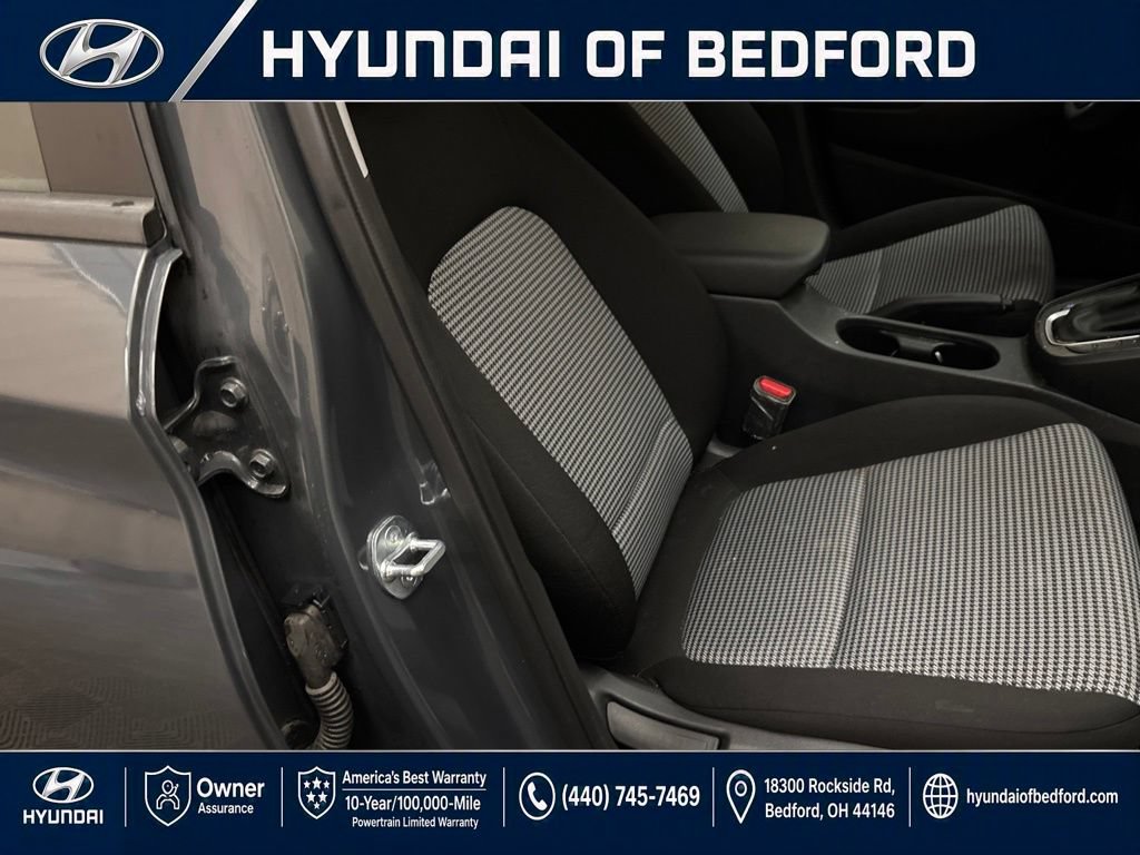 Used 2023 Hyundai Kona SE AWD/4WD image 25