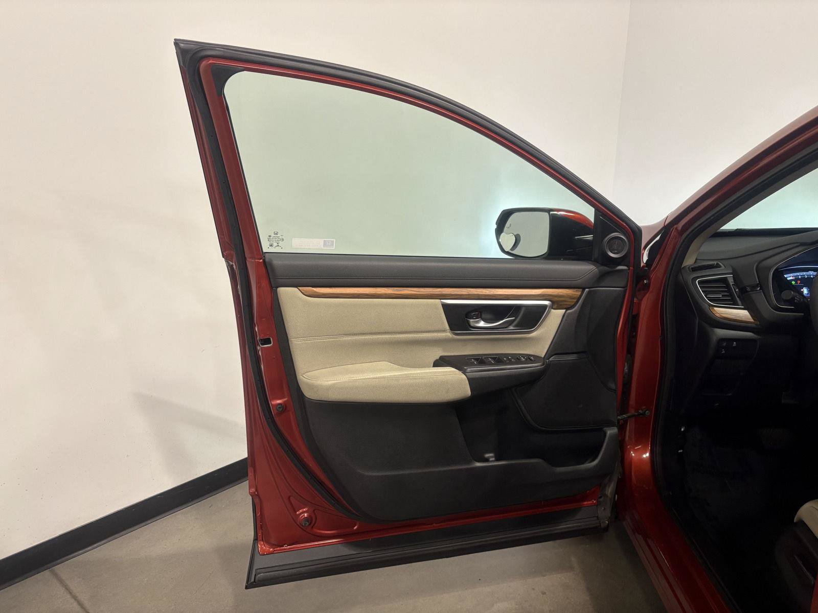 Used 2018 Honda CR-V EX image 14
