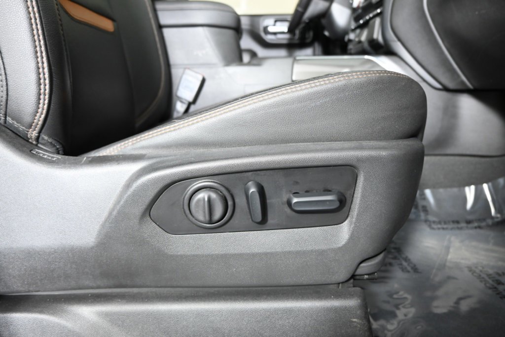 Used 2021 GMC Sierra 3500 AT4 image 15