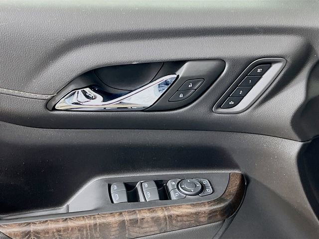 Used 2023 GMC Acadia Denali w/ Denali Ultimate Package image 9