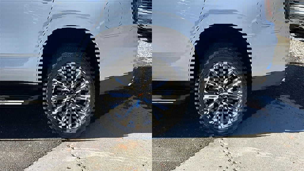 New 2026 Chevrolet Tahoe High Country w/ Sun And Tow Package image 9