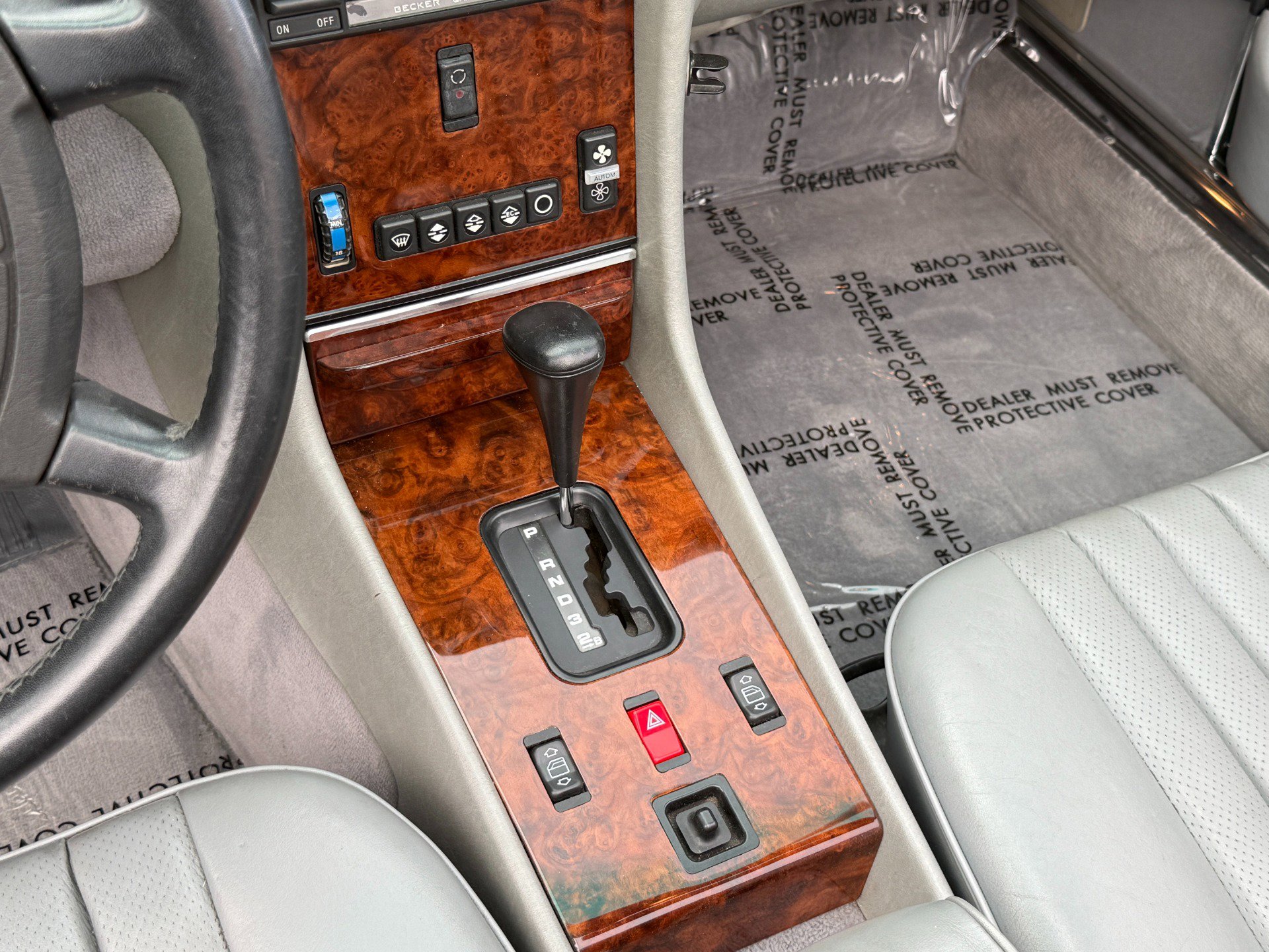 Used 1988 Mercedes-Benz 560 SL image 20