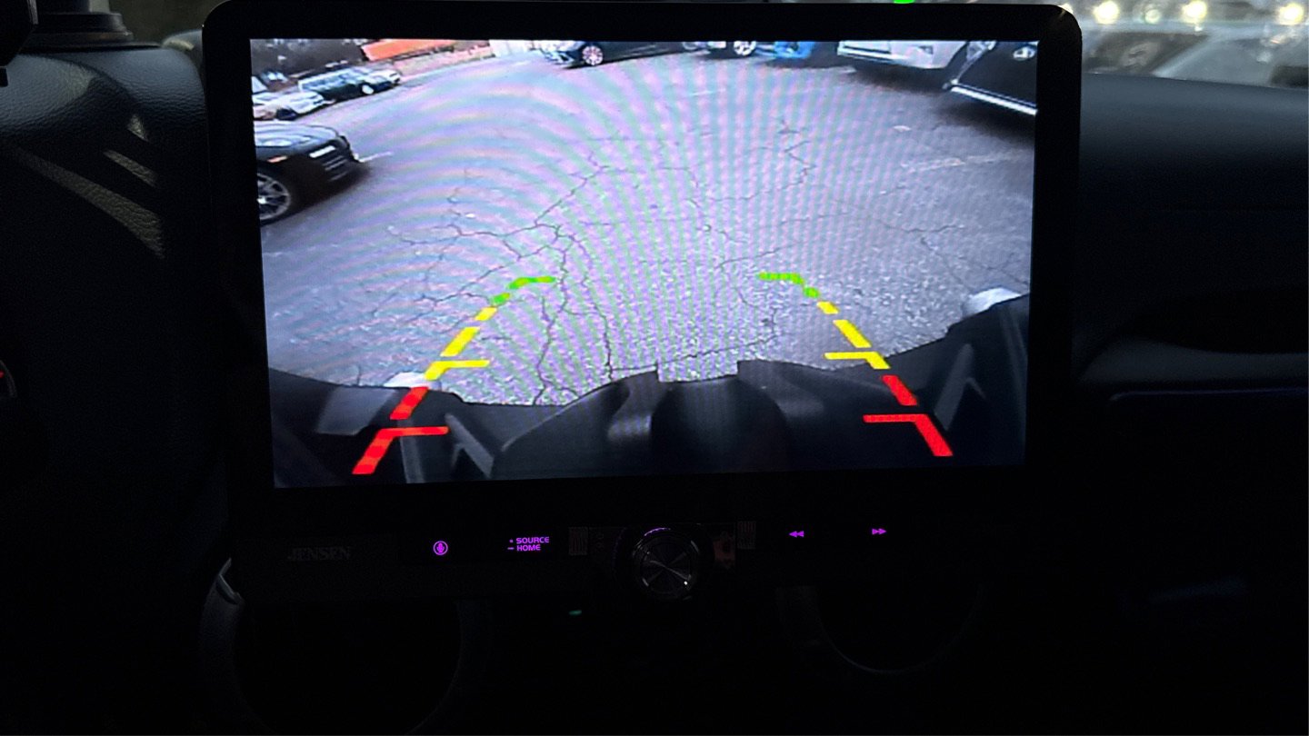 Used 2013 Jeep Wrangler Unlimited Sahara w/ Connectivity Group image 15