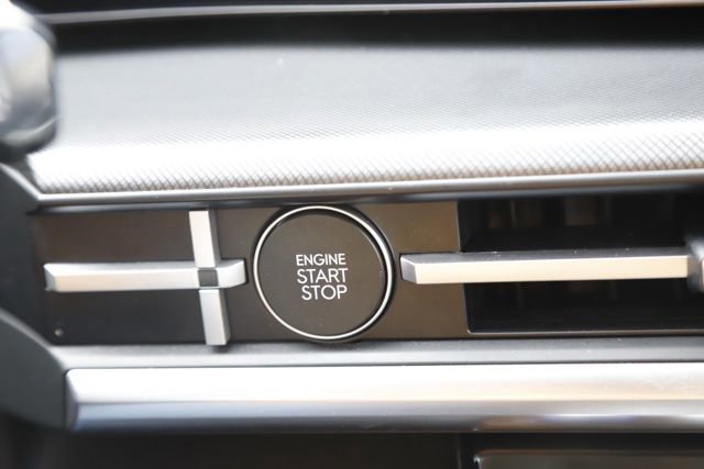 Used 2025 Hyundai Santa Fe SEL image 20