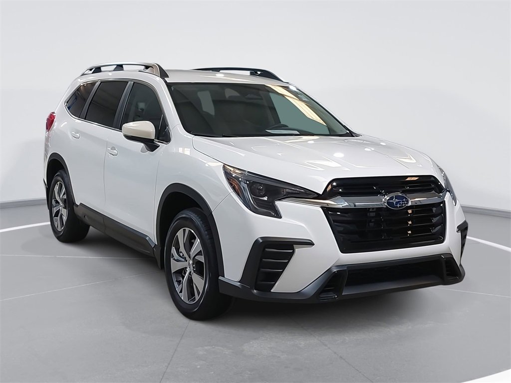 Certified 2025 Subaru Ascent Premium w/ Premium Package image 3
