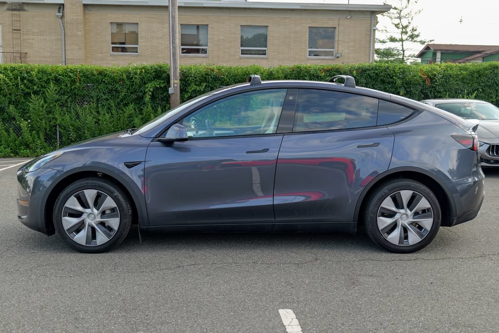 Used 2023 Tesla Model Y Long Range AWD/4WD image 4