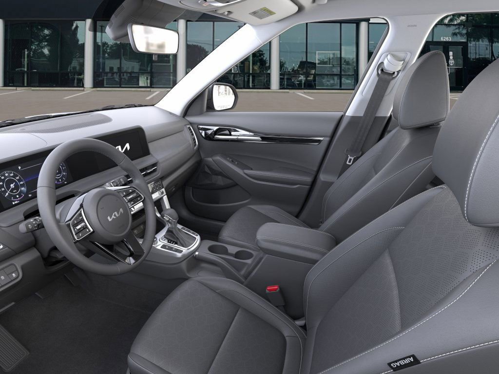 Used 2026 Kia Seltos EX FWD image 19
