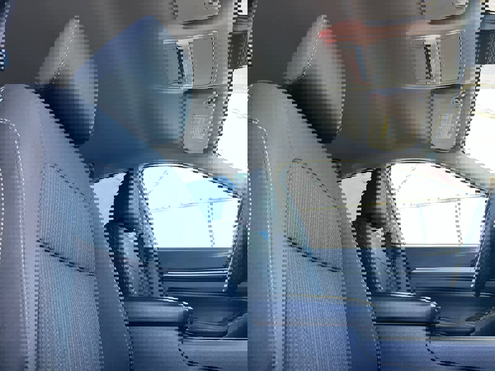 Used 2022 Nissan Altima 2.5 SV AWD/4WD image 17