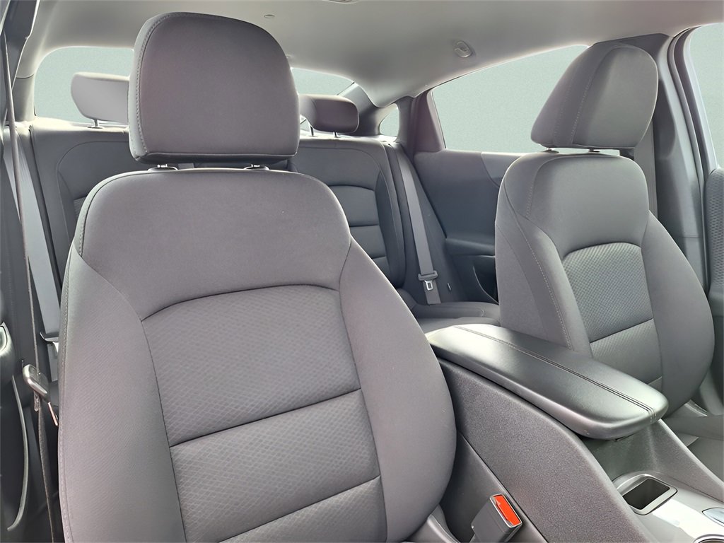 Used 2024 Chevrolet Malibu LT image 25