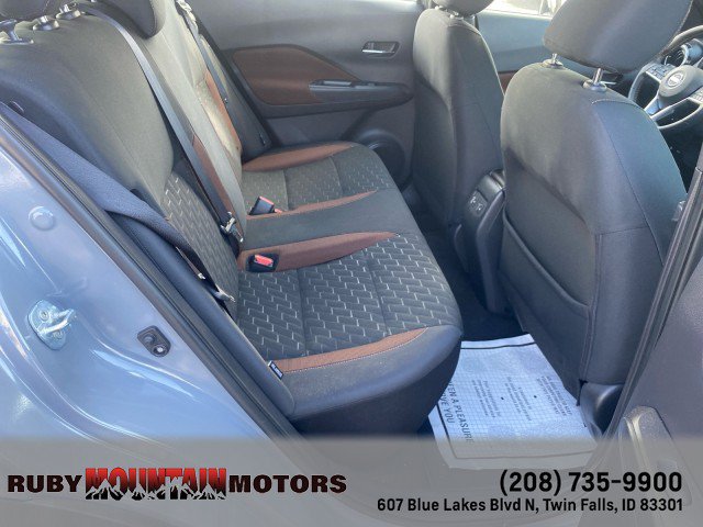 Used 2023 Nissan Kicks SR w/ Interior Electronics Package FWD image 25