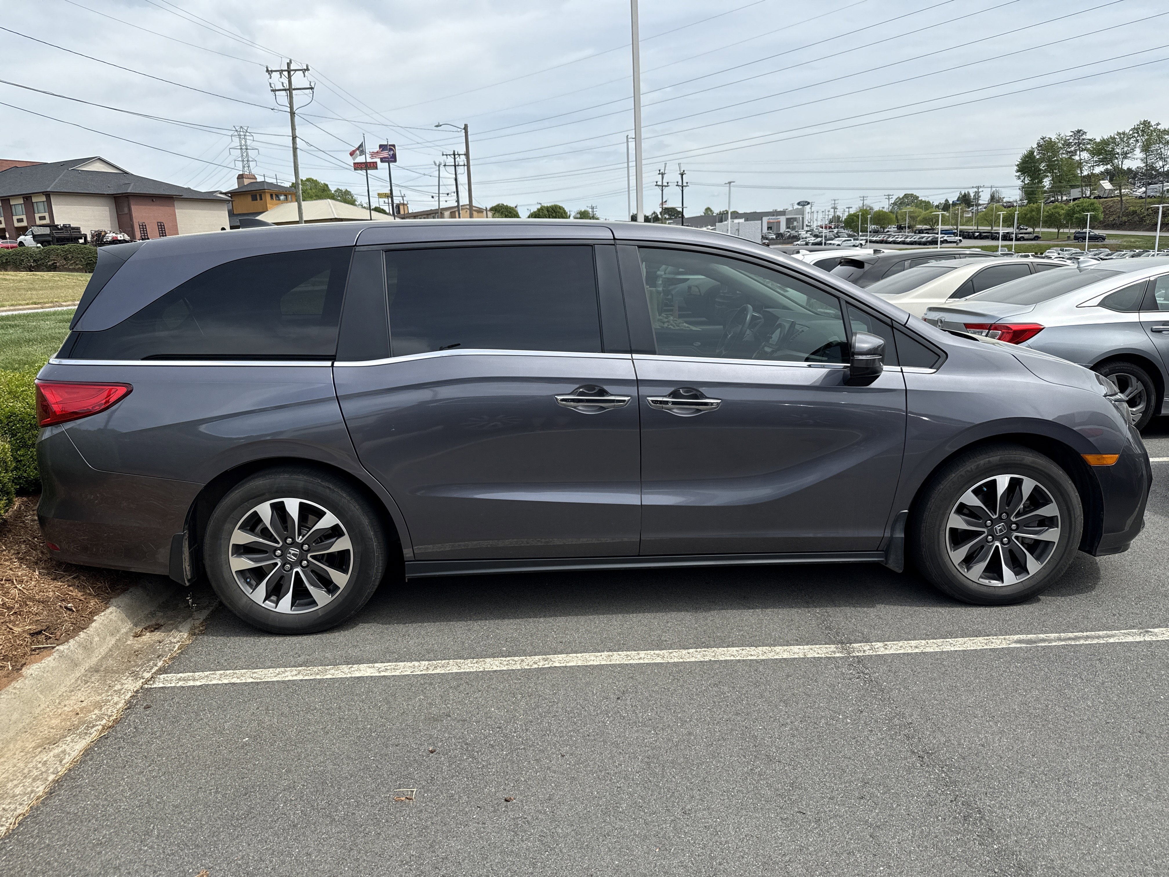 Used 2024 Honda Odyssey EX-L image 11