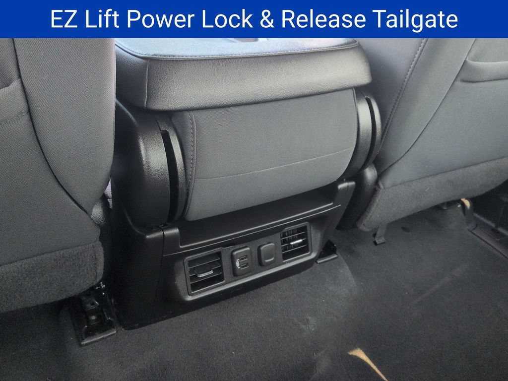 Certified 2021 Chevrolet Silverado 1500 LT w/ Z71 Off-Road Package AWD/4WD image 32