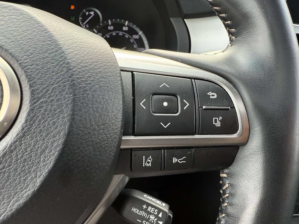 Used 2023 Lexus GX 460 Premium w/ Premium Package AWD/4WD image 21