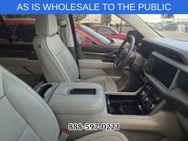 Used 2021 GMC Yukon Denali w/ Denali Premium Package AWD/4WD image 10