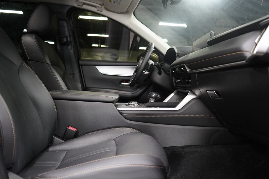 Used 2024 MAZDA CX-90 3.3 Turbo w/ Preferred Plus AWD/4WD image 26