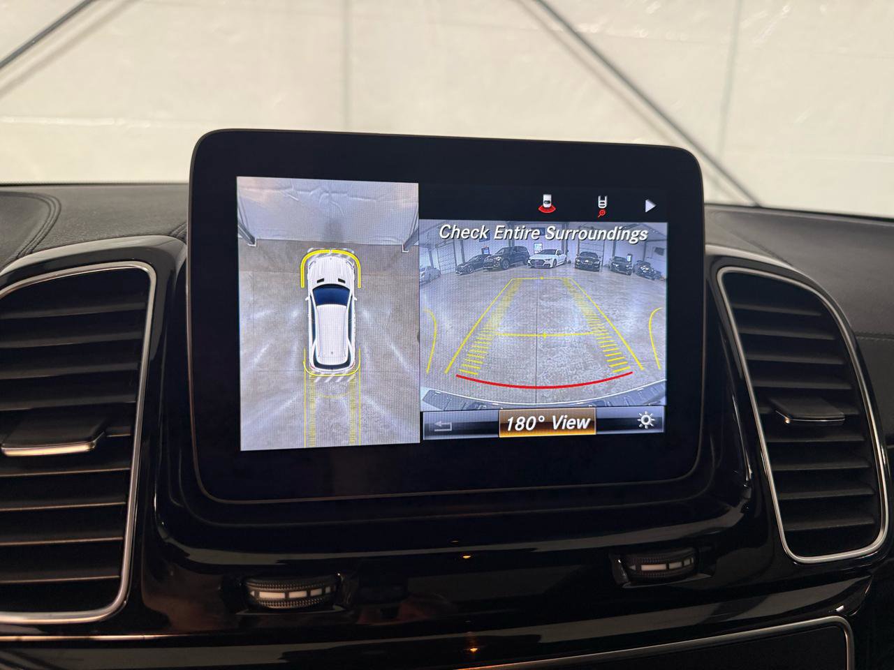 Used 2018 Mercedes-Benz GLE 43 AMG 4MATIC w/ Parking Assist Package image 17