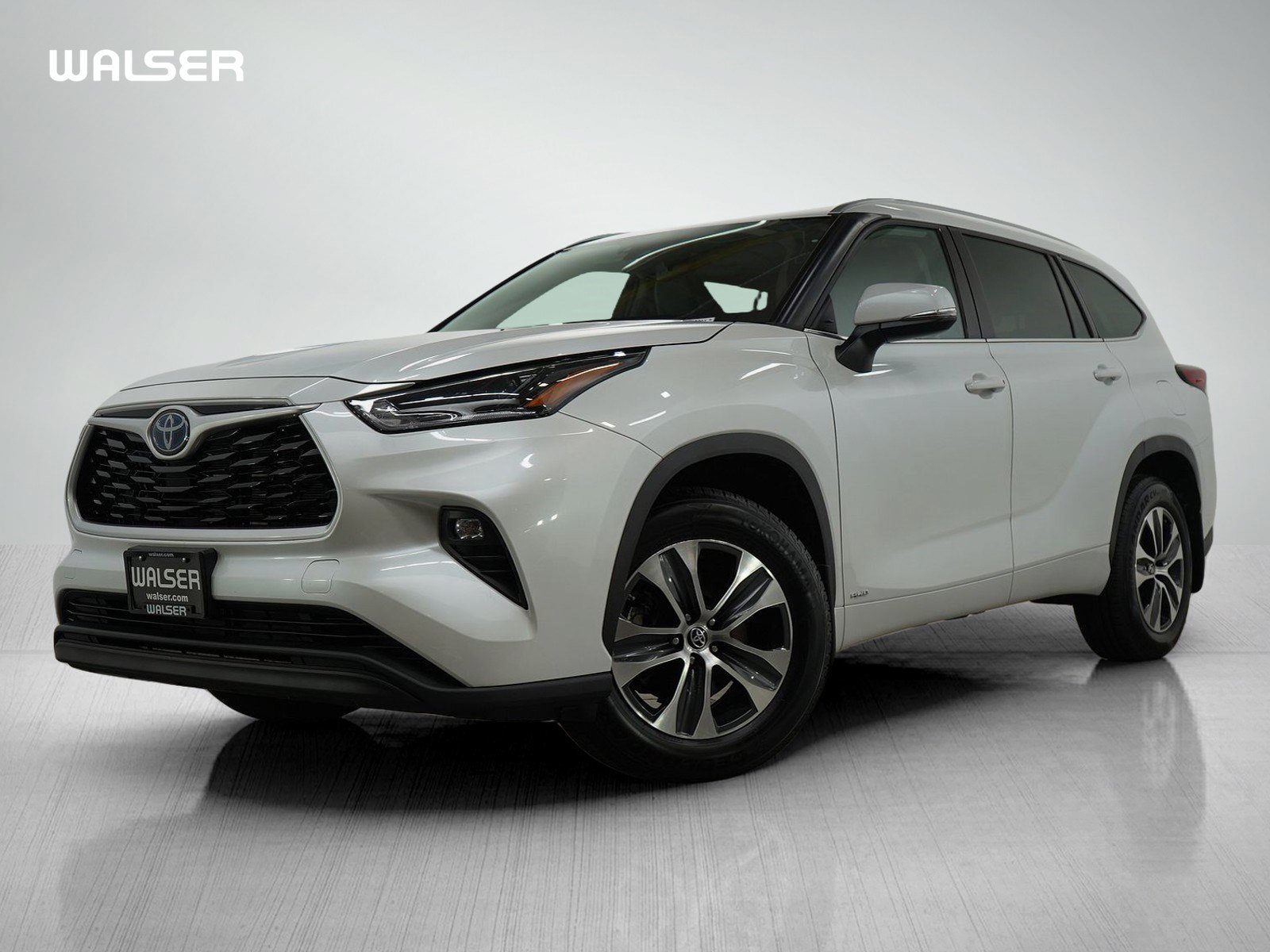 Used 2022 Toyota Highlander XLE