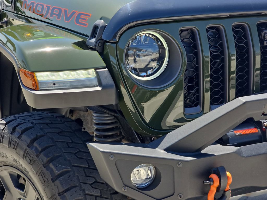 Used 2023 Jeep Gladiator Mojave w/ LED Lighting Group AWD/4WD image 33