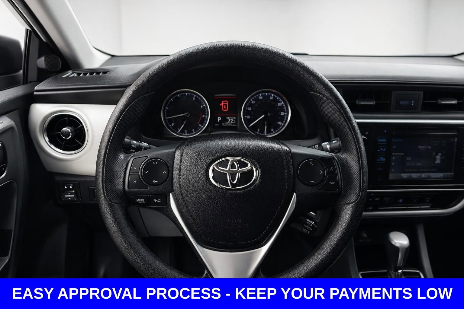 Used 2019 Toyota Corolla LE FWD image 11