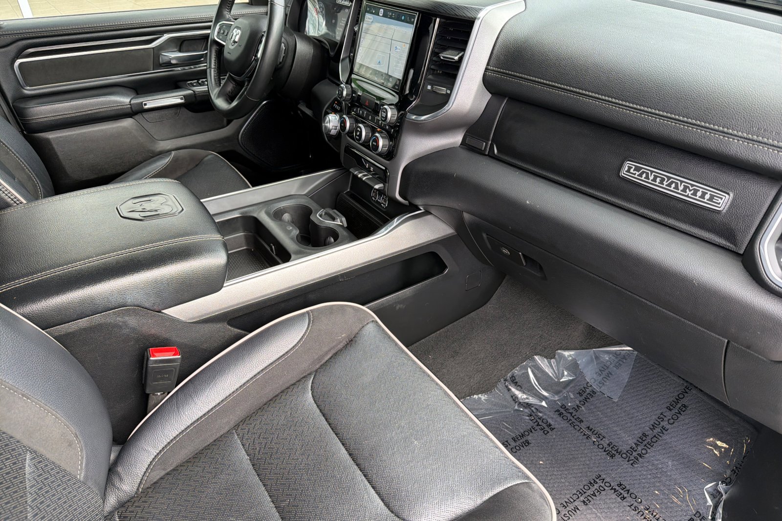 Used 2024 RAM 1500 Laramie image 14