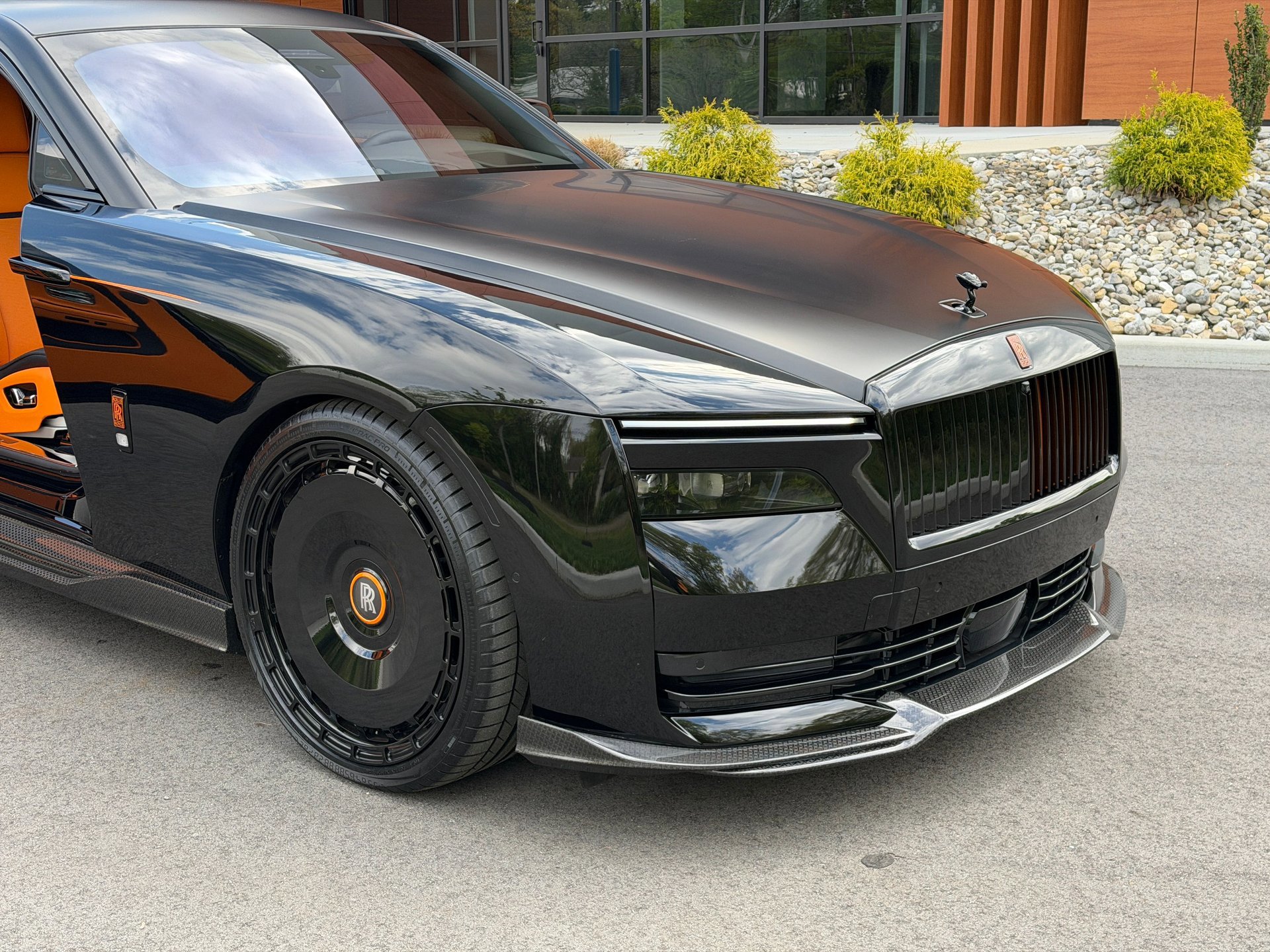 Used 2024 Rolls-Royce Spectre w/ Spectre Launch Package AWD/4WD image 5