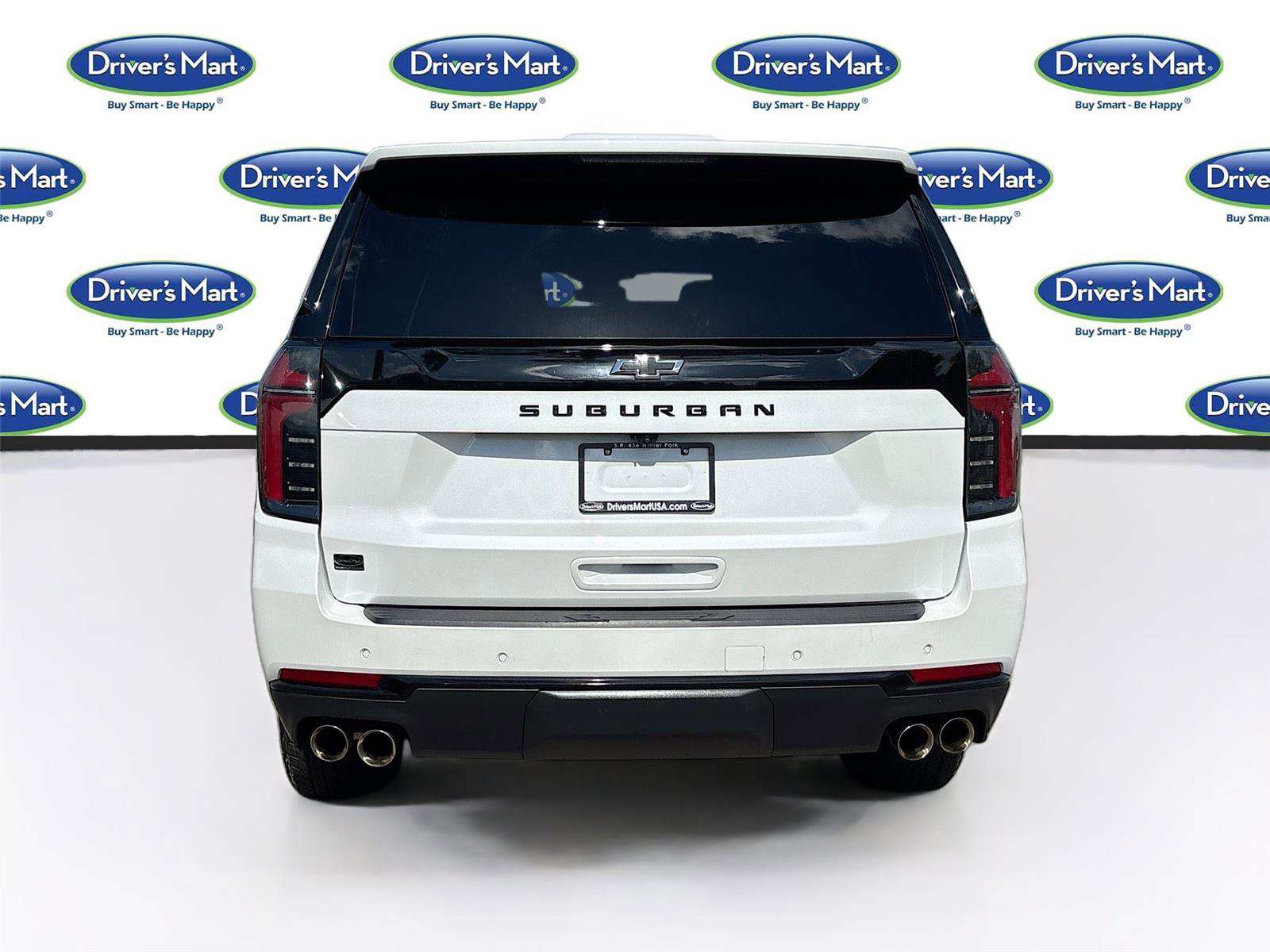Used 2025 Chevrolet Suburban Z71 AWD/4WD image 6