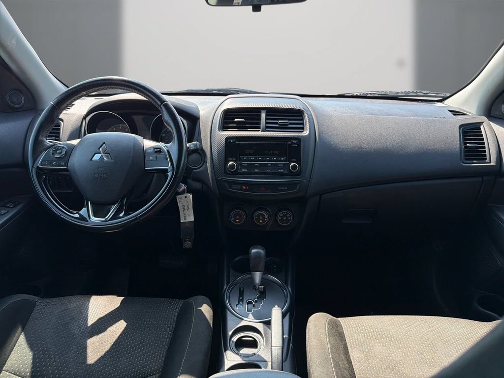 Used 2016 Mitsubishi Outlander Sport SE FWD image 16
