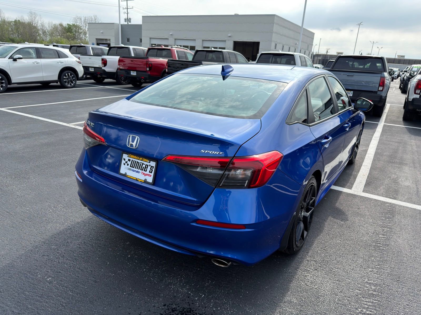 Used 2022 Honda Civic Sport image 8