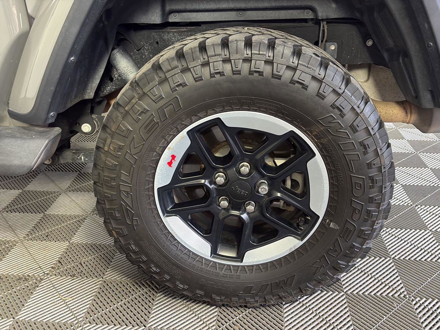 Used 2021 Jeep Gladiator Overland w/ Popular Equipment Package image 15