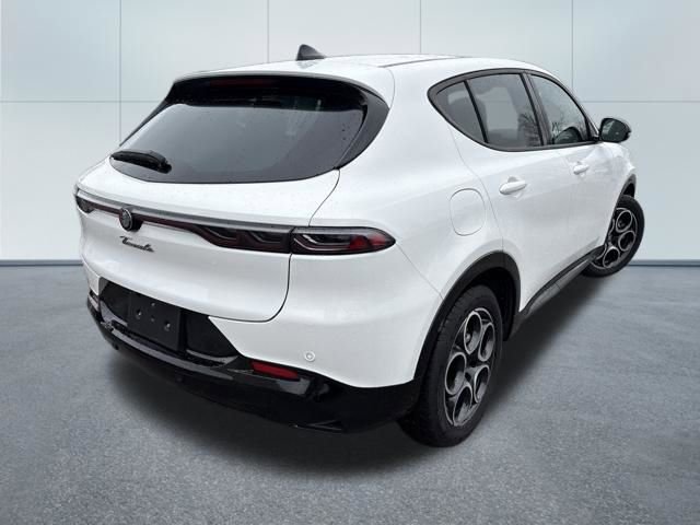 Used 2025 Alfa Romeo Tonale image 4