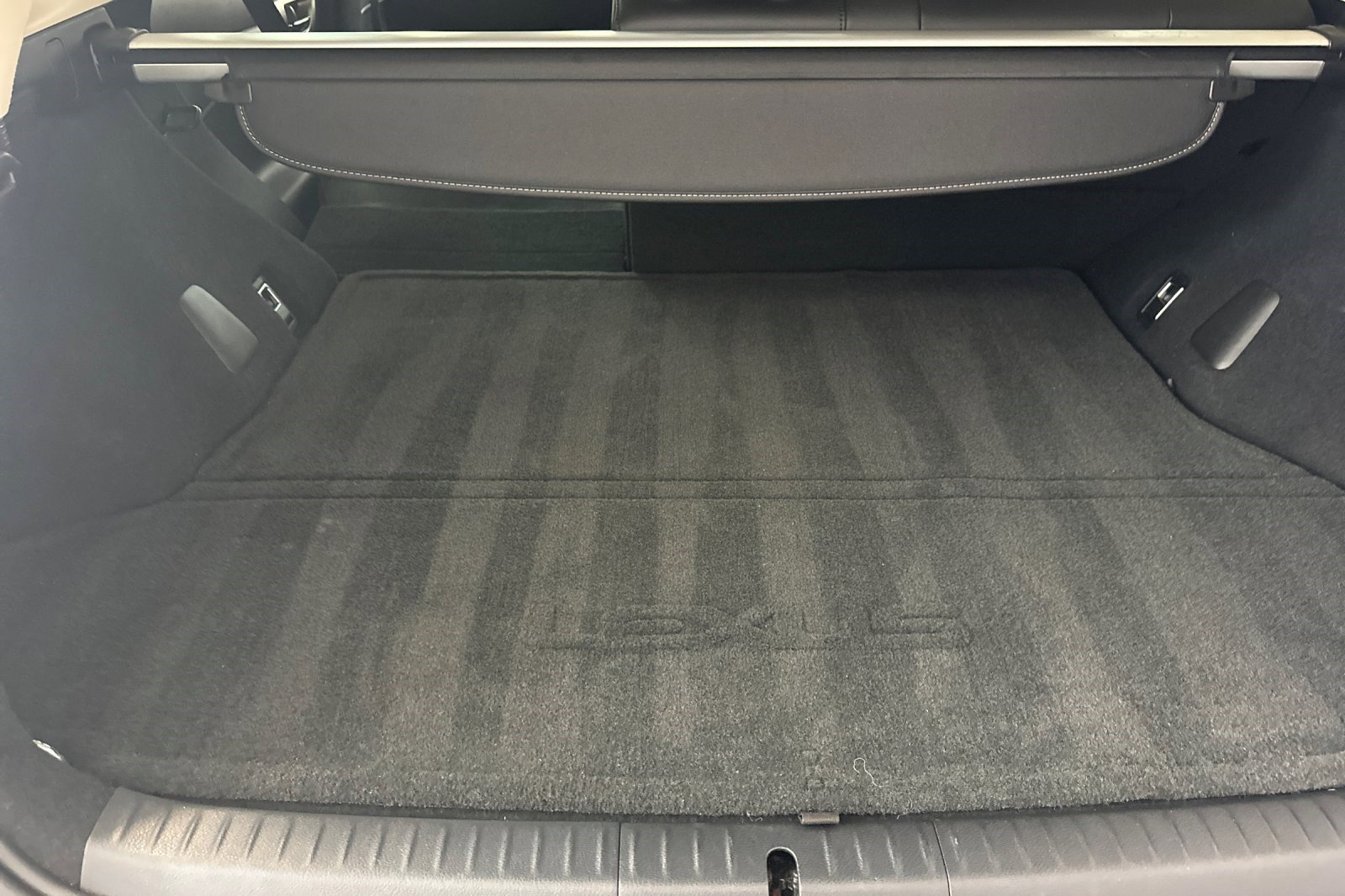 Used 2014 Lexus CT 200h image 31