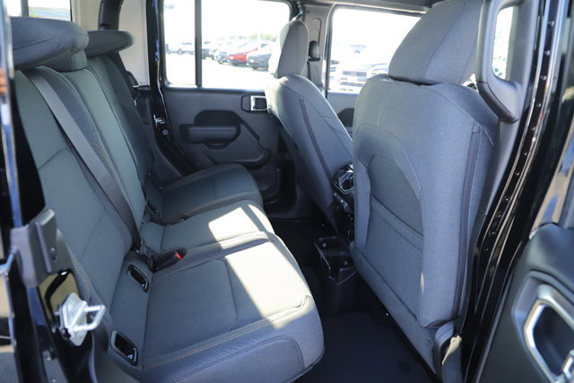 New 2025 Jeep Gladiator Sport image 29