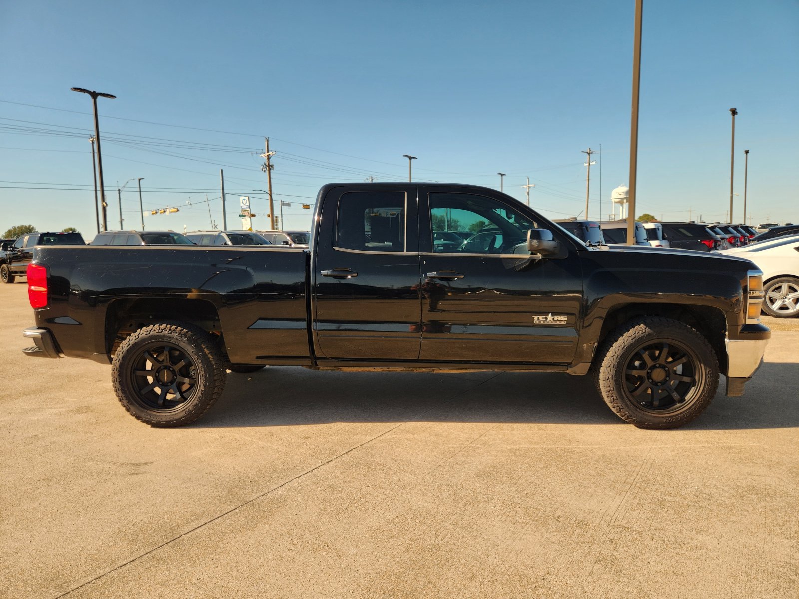 Used 2015 Chevrolet Silverado 1500 LT w/ Texas Edition, 1LT Trim RWD image 7