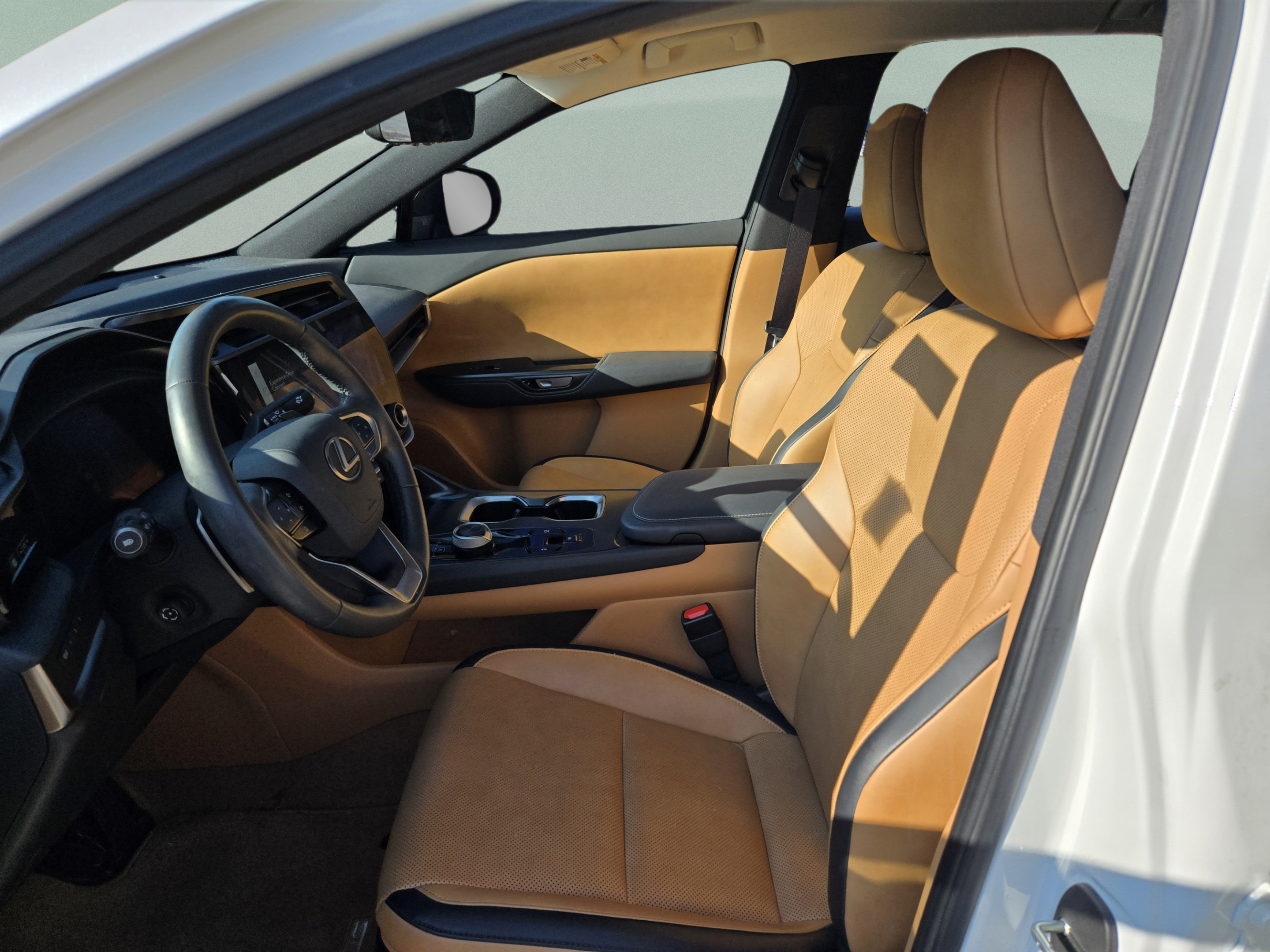 Certified 2023 Lexus RZ 450e Premium w/ Technology Package AWD/4WD image 12