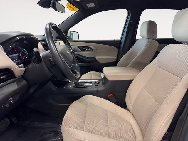 Used 2022 Chevrolet Traverse LT image 7