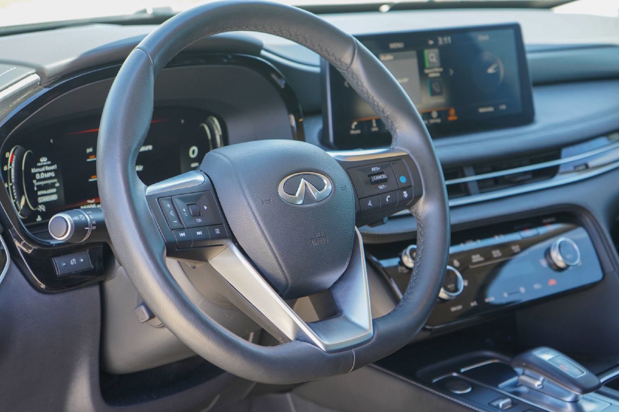 Certified 2023 INFINITI QX60 Luxe w/ Vision Package image 7