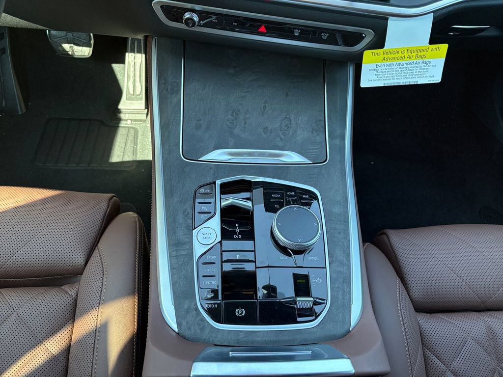 New 2026 BMW X5 xDrive50e w/ M Sport Package AWD/4WD image 11