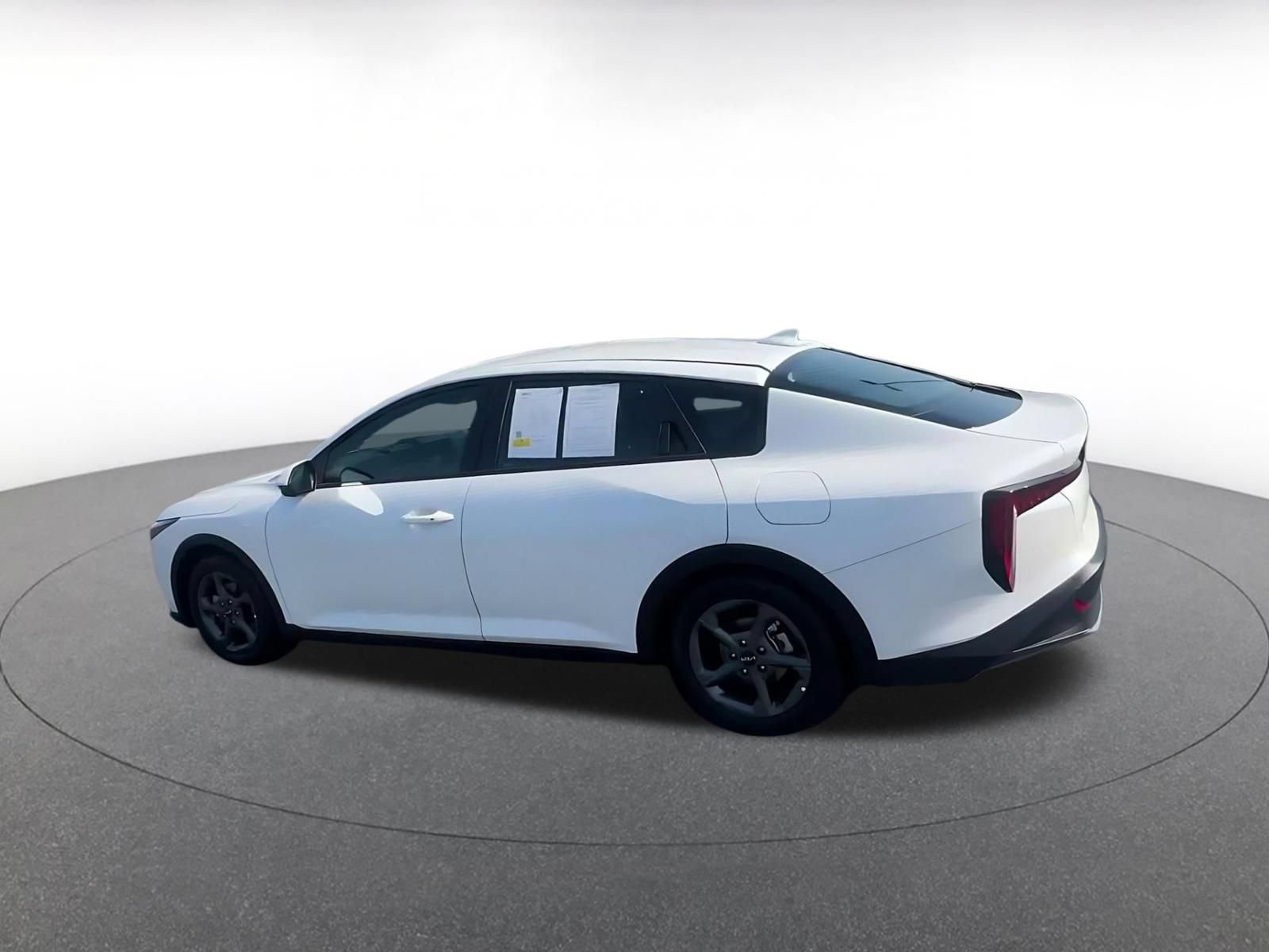 Used 2026 Kia K4 FWD image 10
