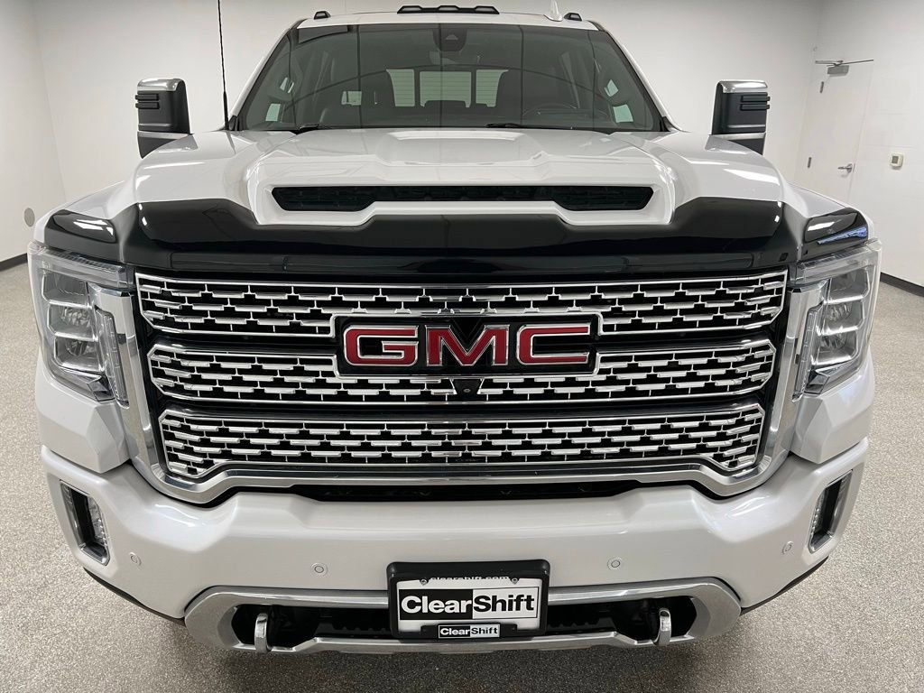 Used 2020 GMC Sierra 3500 Denali w/ Denali Ultimate Package AWD/4WD image 3