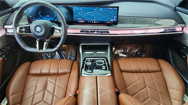 Used 2023 BMW i7 xDrive60 image 20