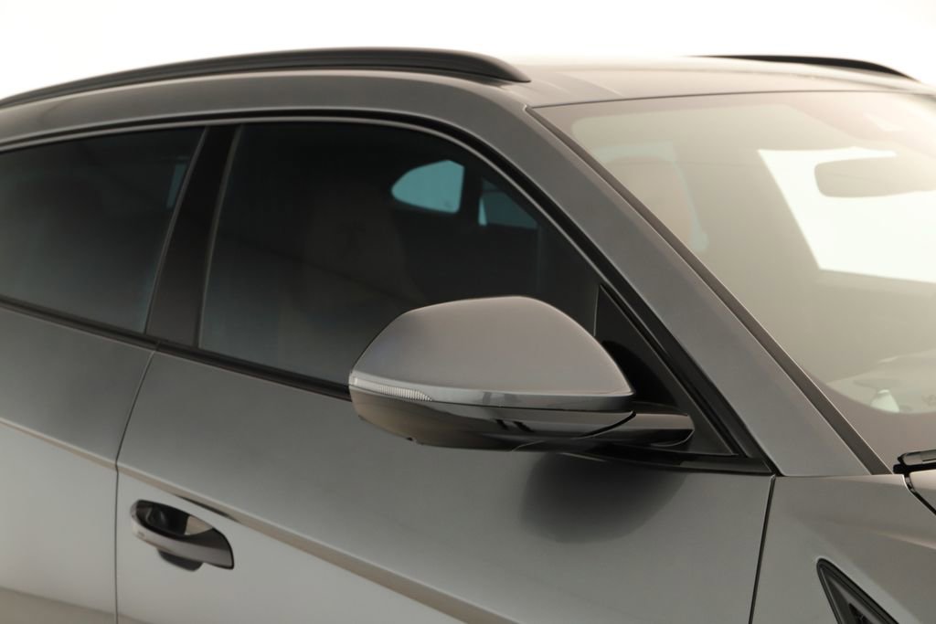 Used 2020 Lamborghini Urus image 36