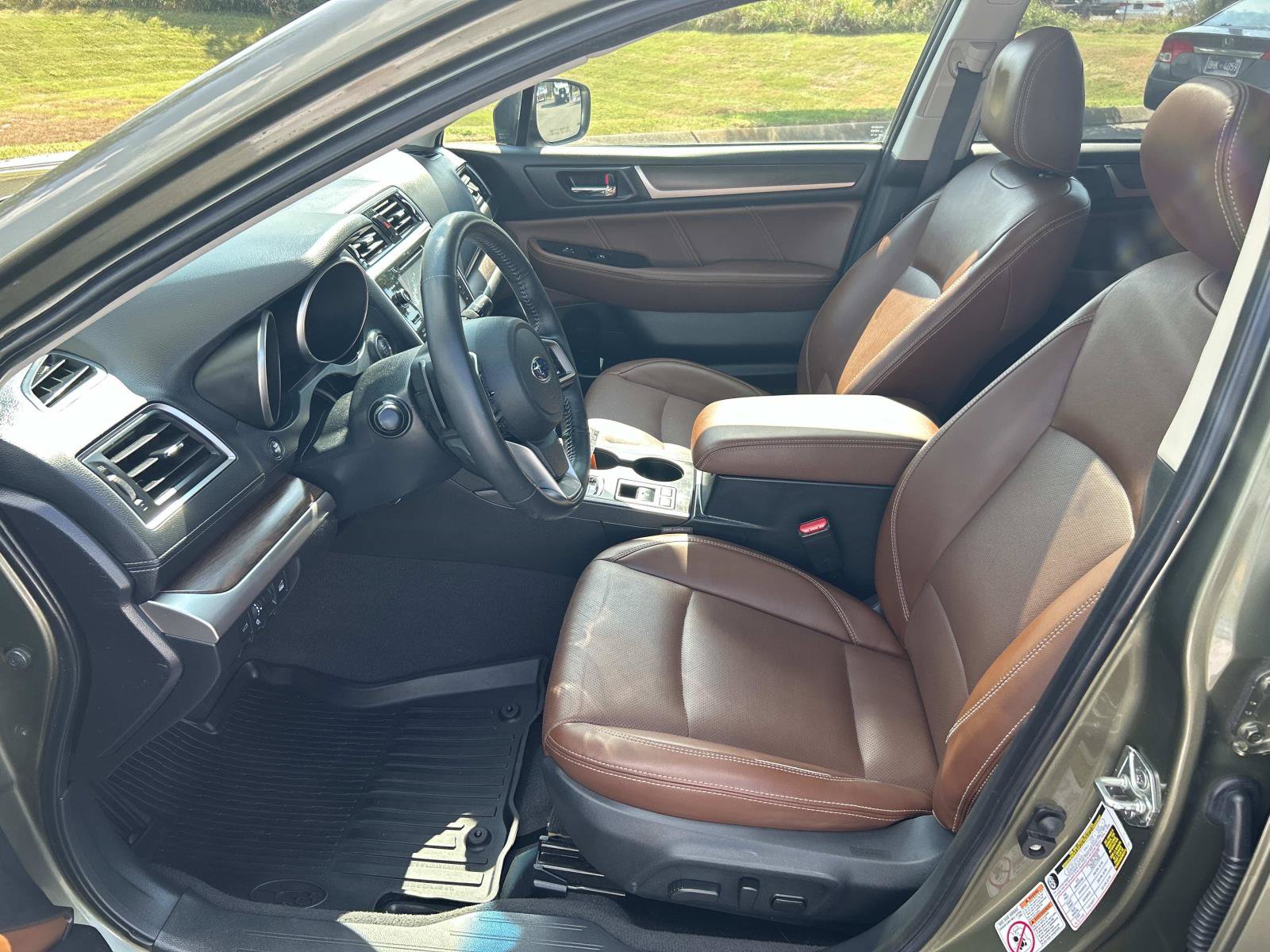 Used 2018 Subaru Outback 2.5i Touring AWD/4WD image 29