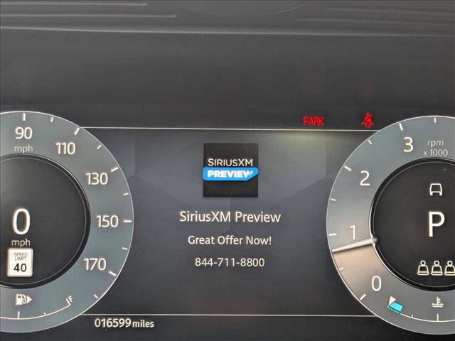 Used 2024 Land Rover Range Rover Evoque Dynamic SE image 11