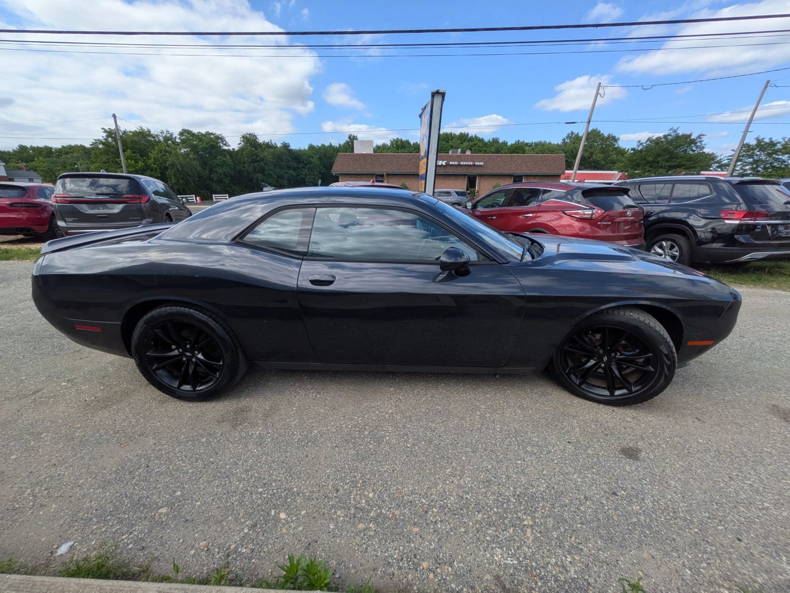 Used 2017 Dodge Challenger SXT w/ Blacktop Package RWD image 7