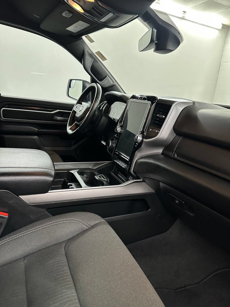 Used 2023 RAM 1500 Big Horn AWD/4WD image 39