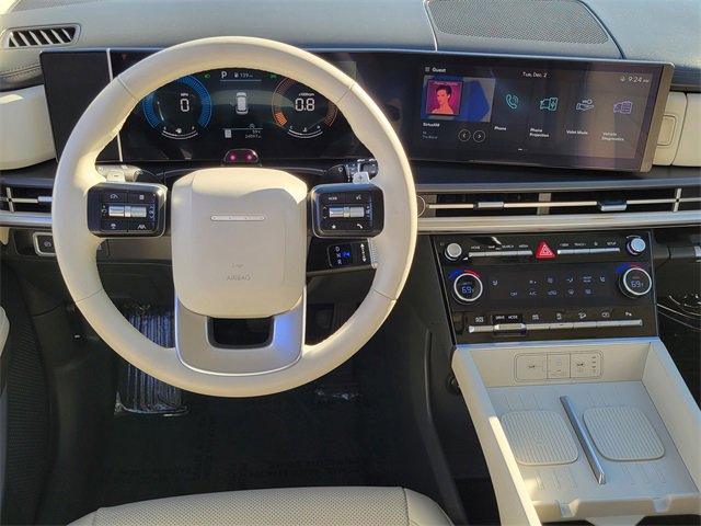 Used 2025 Hyundai Santa Fe SEL image 4